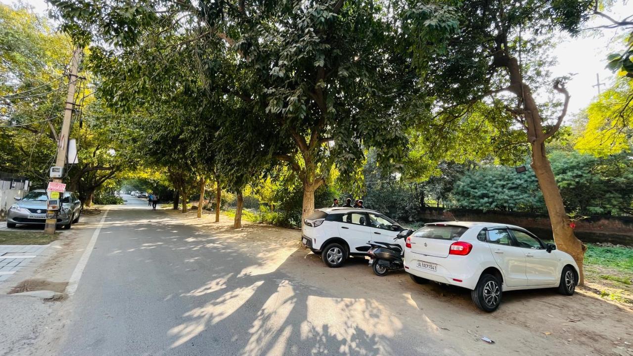 Hotel Starline Sector 28 Gurgaon Eksteriør bilde